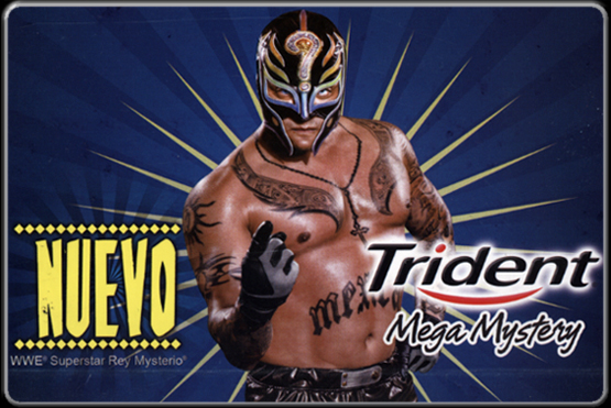 WWE　レイ・ミステリオ / Trident ガム 「Mega Mystery」味 CM 撮影 マスク、コスチューム
